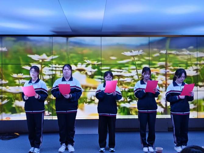 图示, 示意图
中度可信度描述已自动生成:ver1